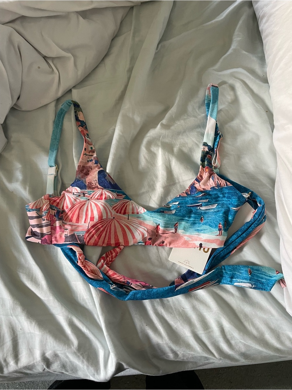 NWT Show me your Mumu Women's oasis Printed Bikini Top